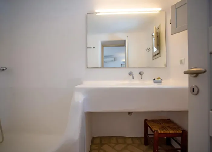 Baroness In * Mykonos Town